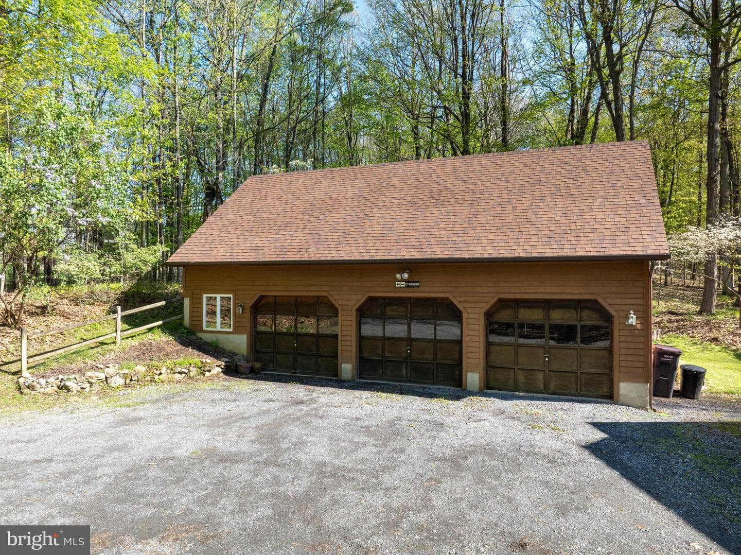 215 Woodpecker Lane photo 88