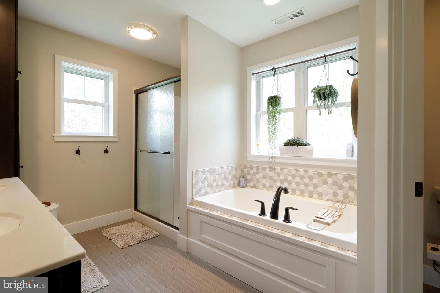 110 Meadowview Drive photo 44