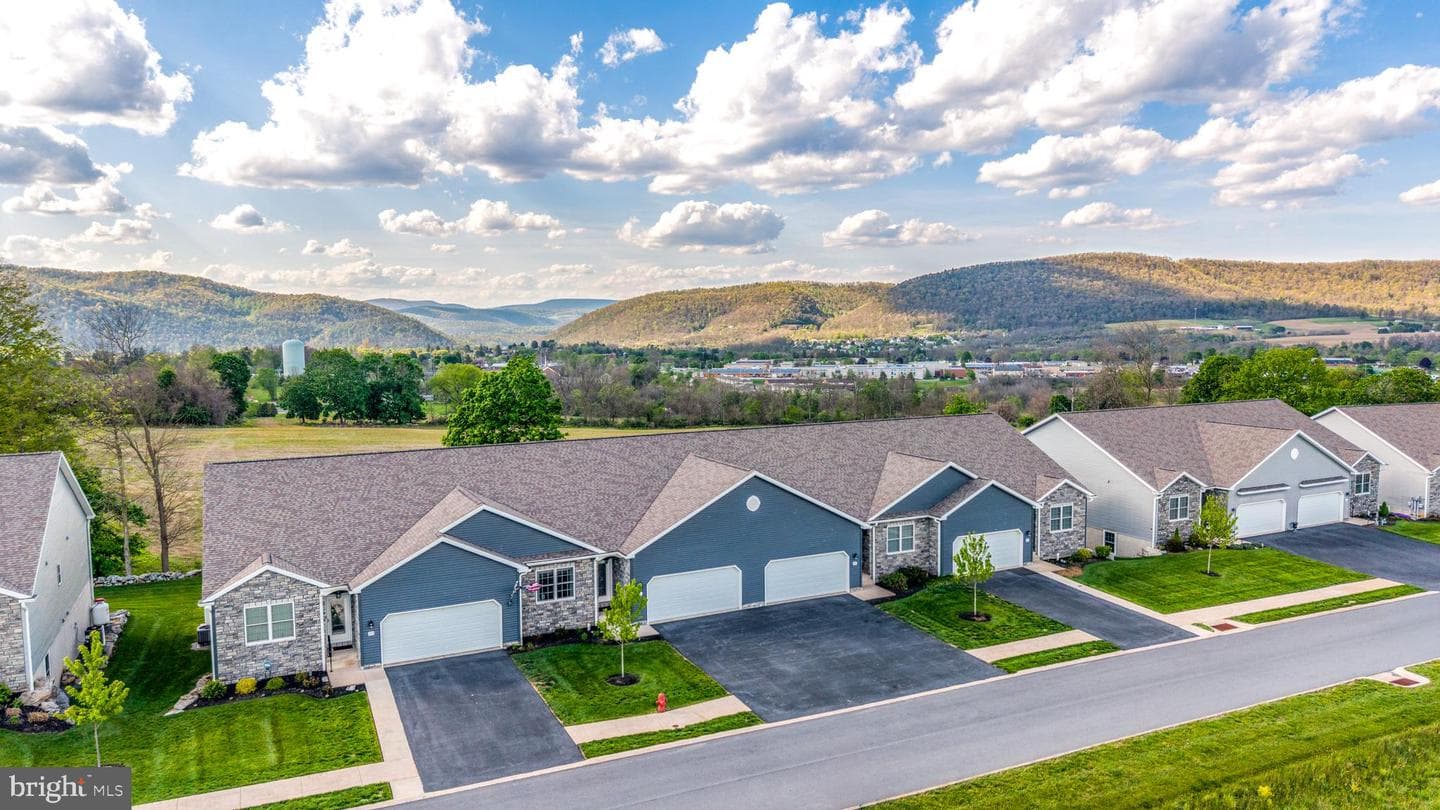 155 Bilberry Circle photo 3