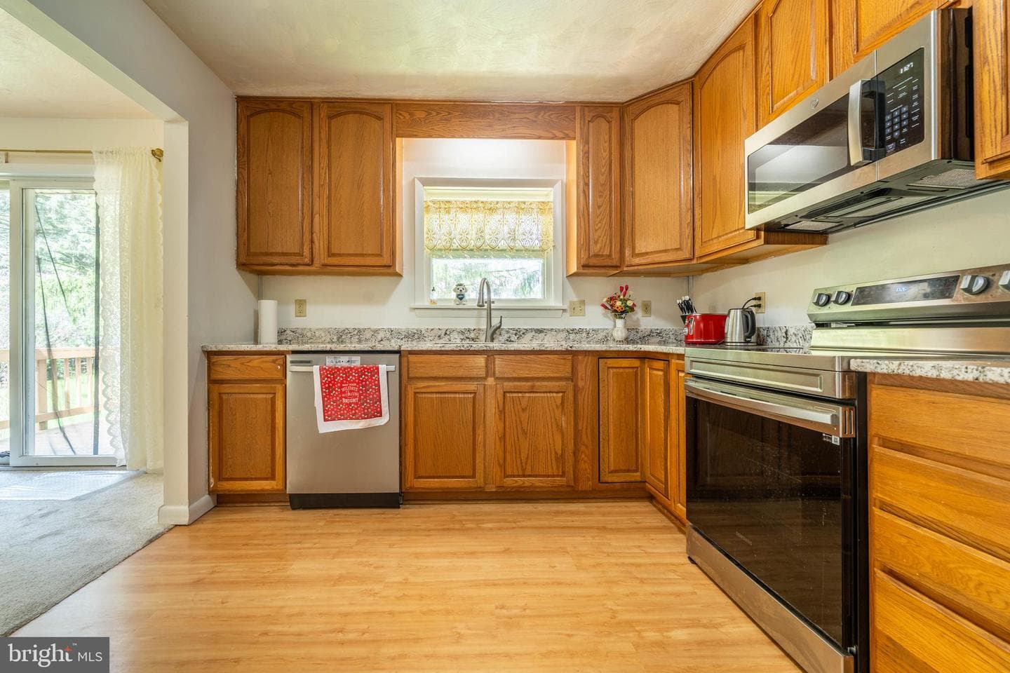 2056 Chelsea Lane photo 12