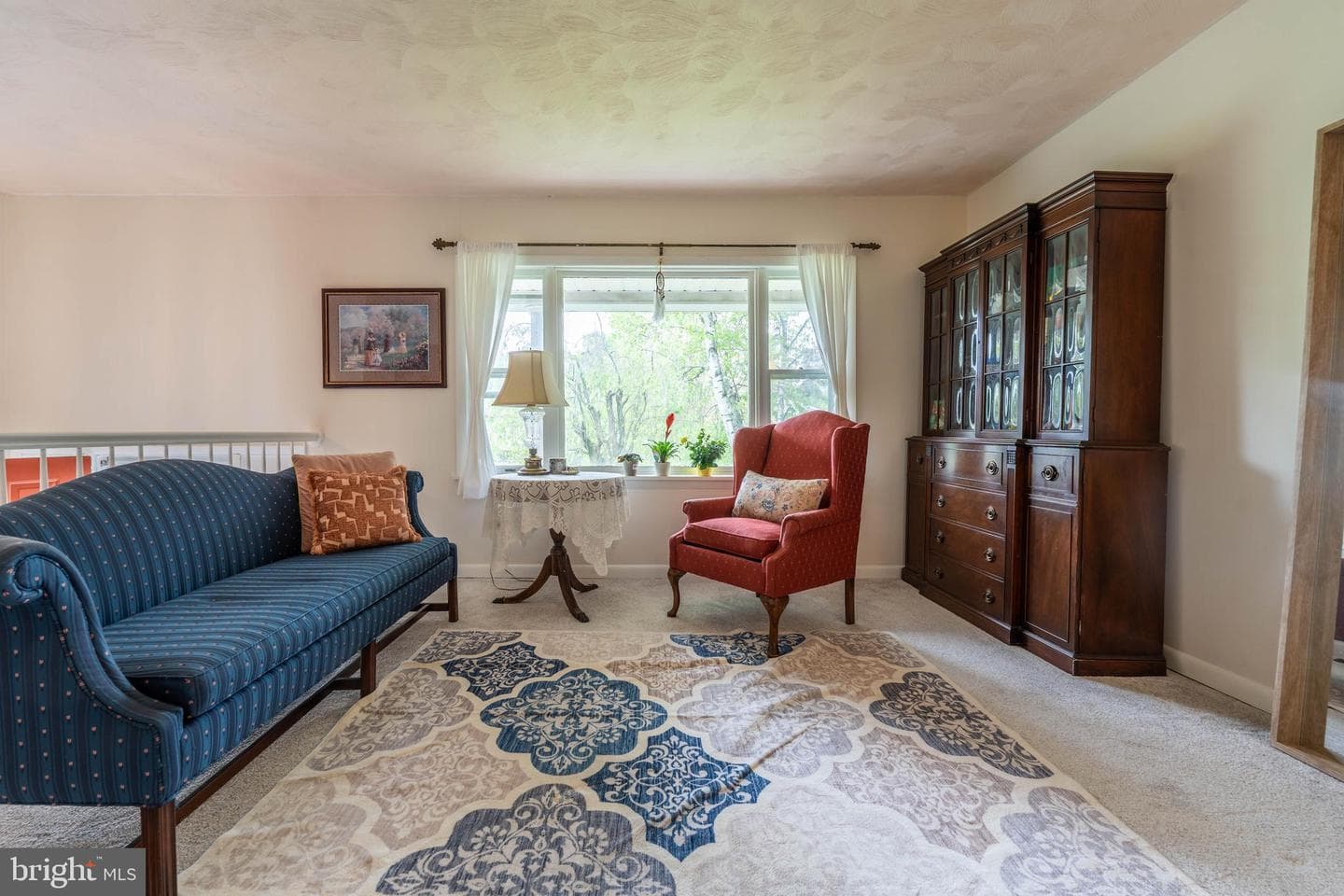 2056 Chelsea Lane photo 4