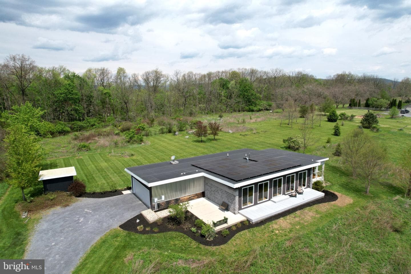 245 Meredith Lane photo 4