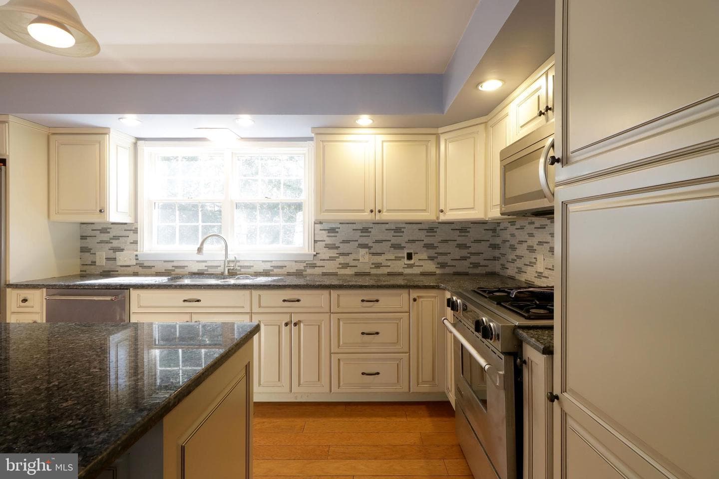 3300 S Atherton Street photo 8