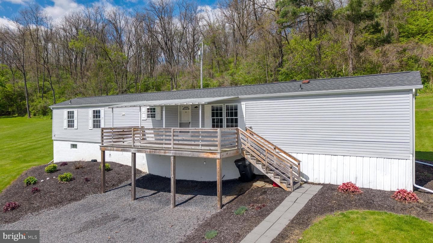245 Seibert Road photo 3