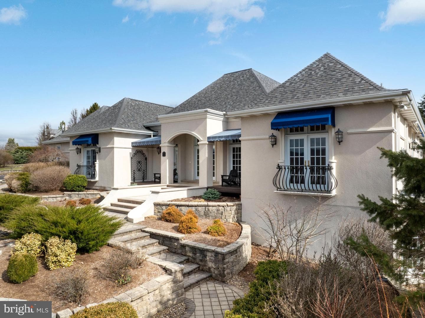 220 Mt Pleasant Drive photo 11