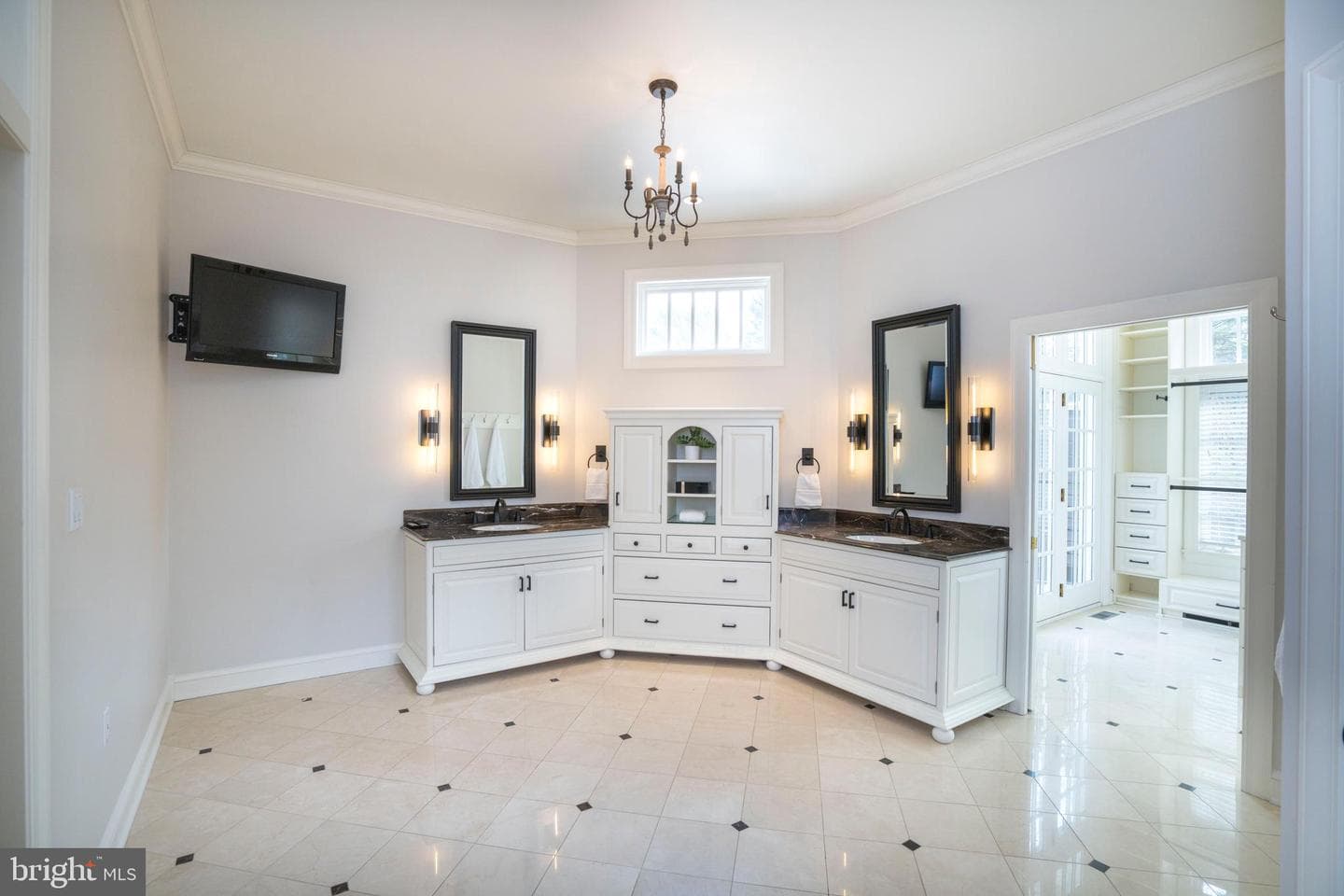 220 Mt Pleasant Drive photo 42