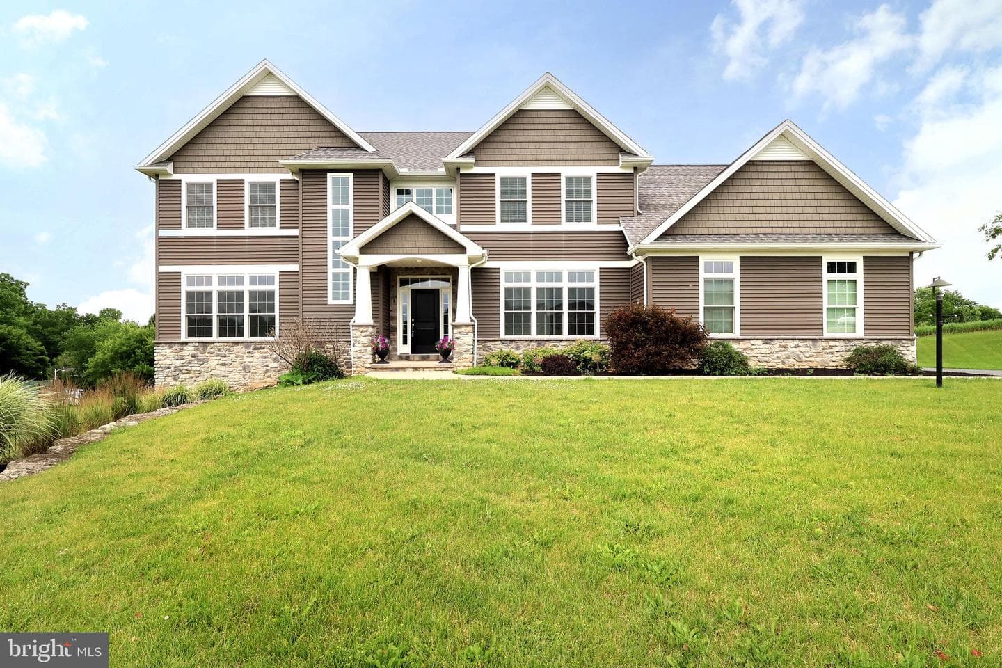 195 Mountain Laurel Dr photo 4