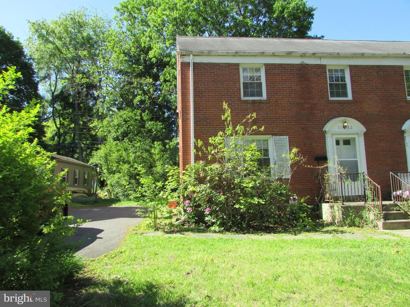 1152 S Atherton Street photo 2