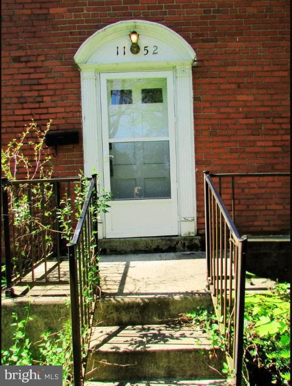 1152 S Atherton Street photo 3