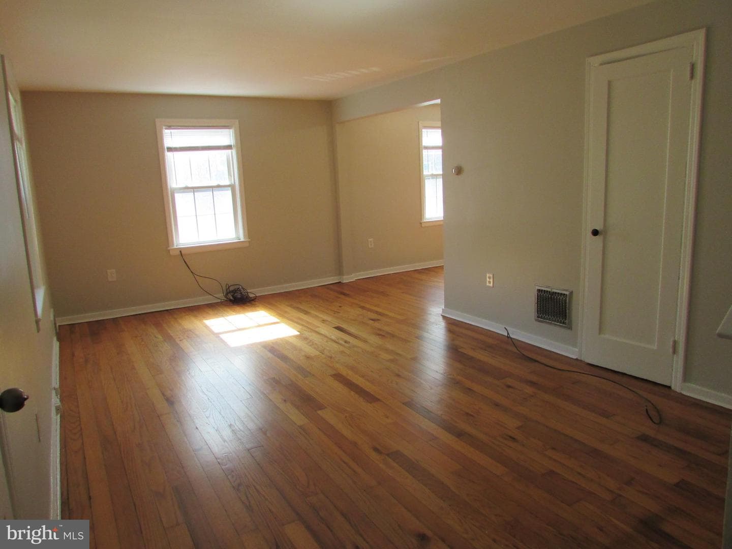 1152 S Atherton Street photo 4