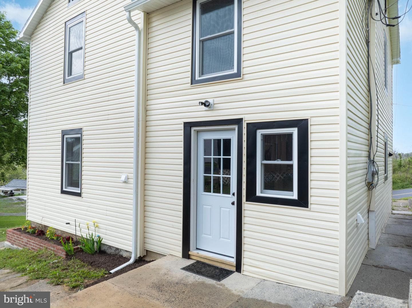 631 Fairview Street photo 48