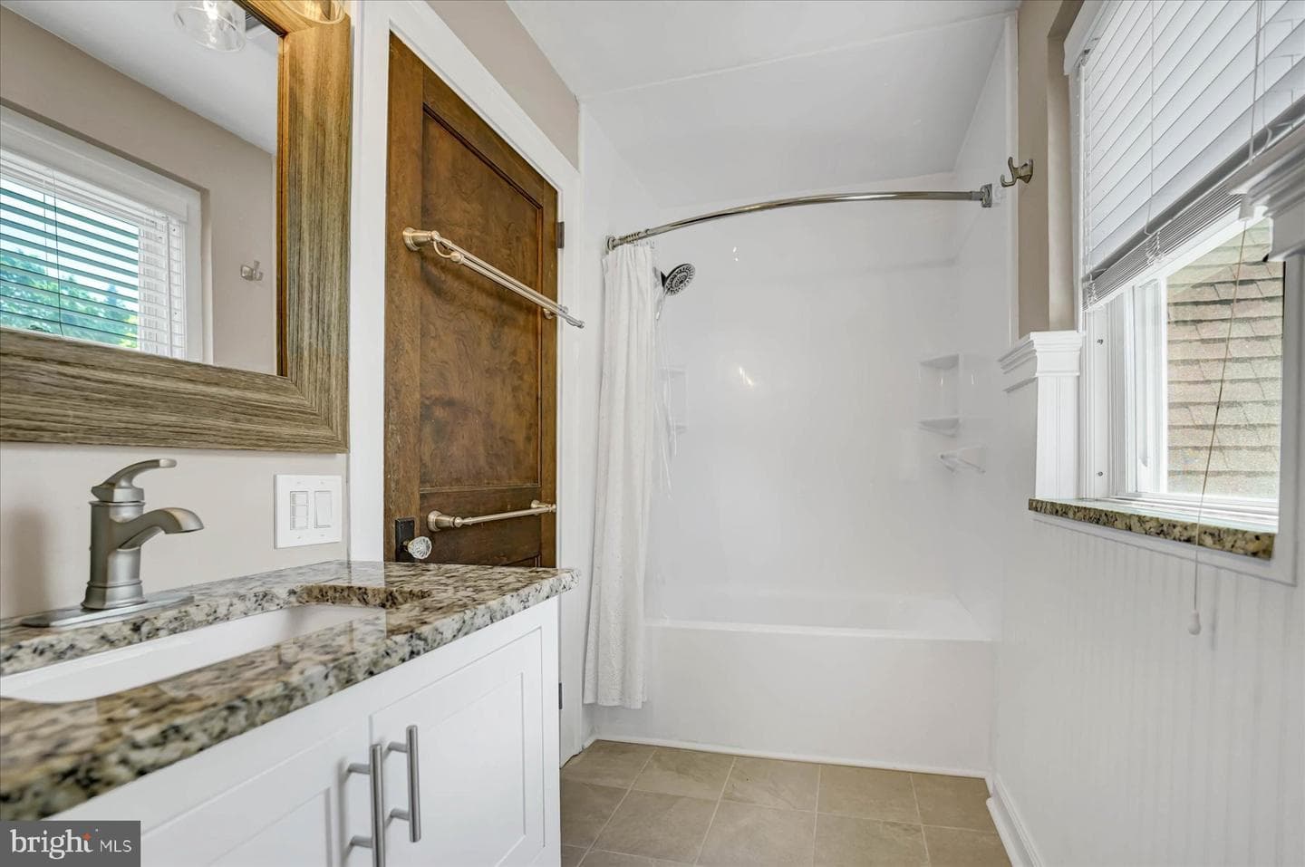 219 S Patterson Street photo 27