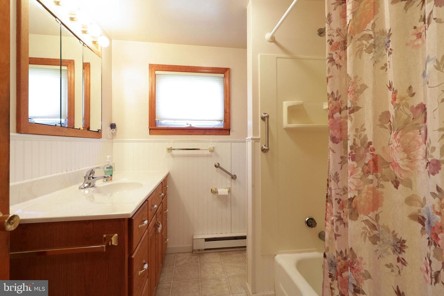 439 Shope Street photo 12