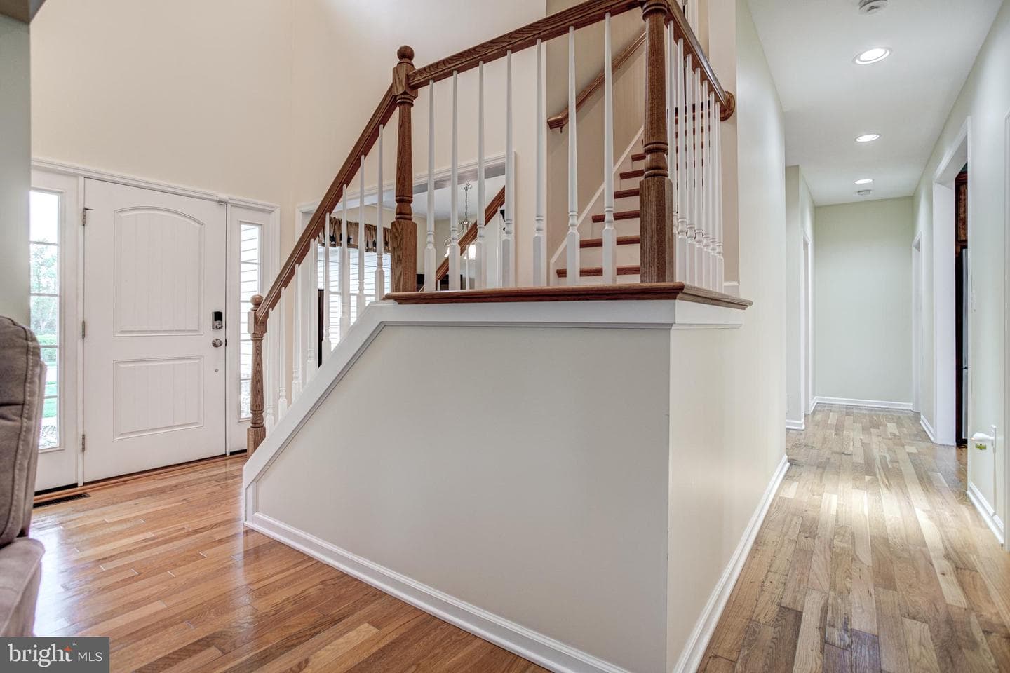 152 Aster Avenue photo 4