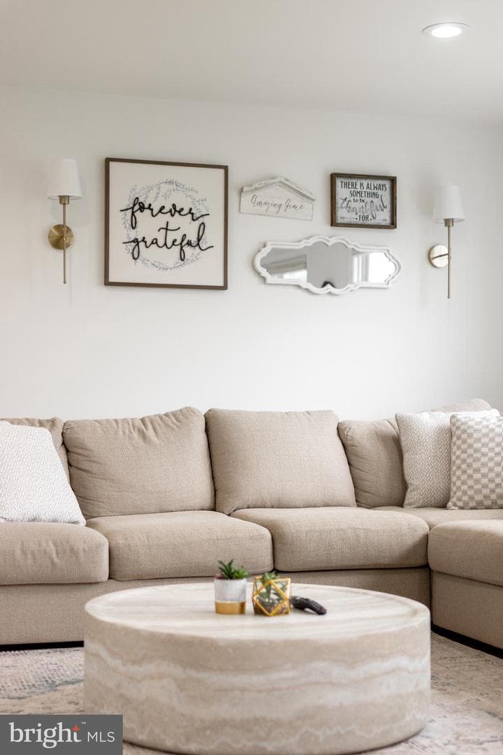 158 Jay Lane photo 12