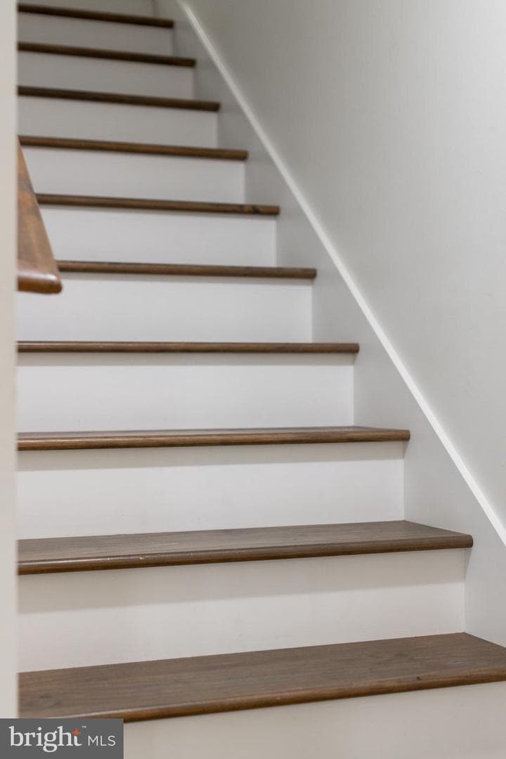 158 Jay Lane photo 37