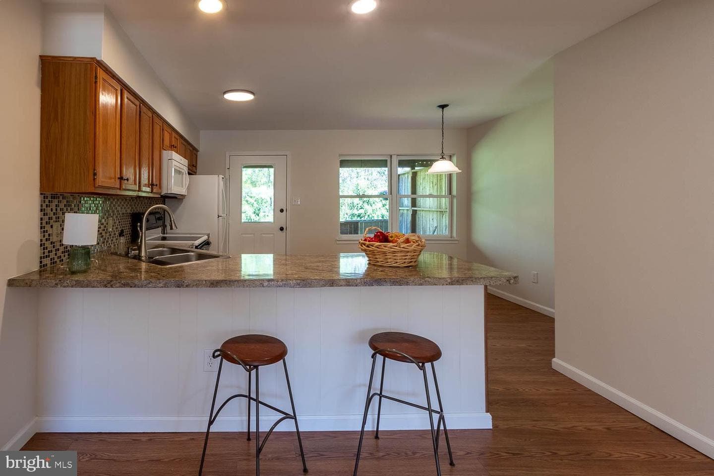 2092 Mary Ellen Lane photo 8