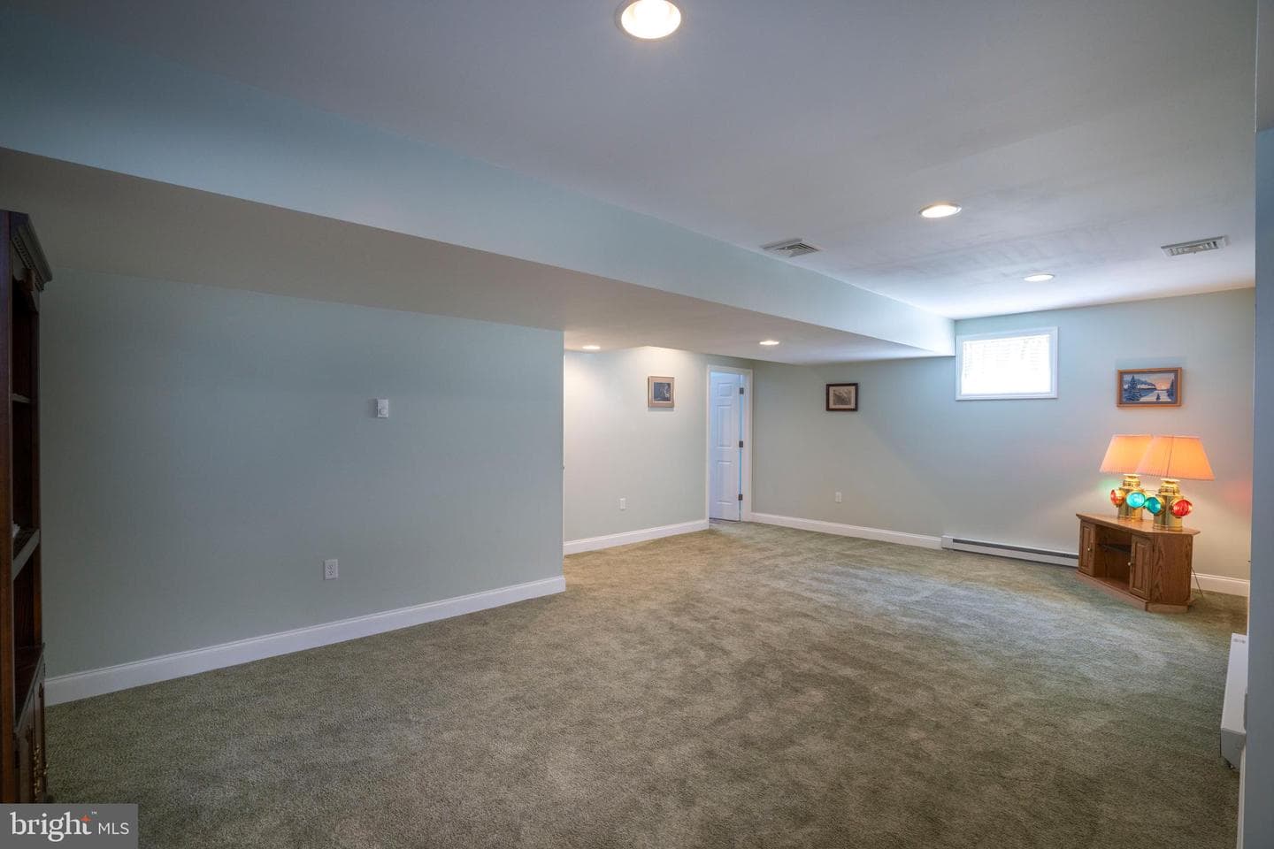 160 Aster Avenue photo 44