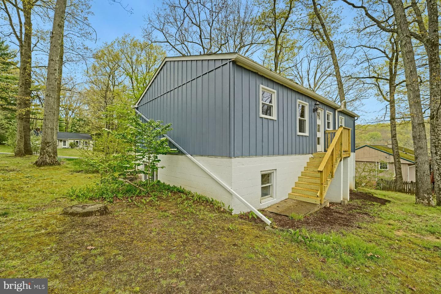 2107 N Oak Lane photo 27