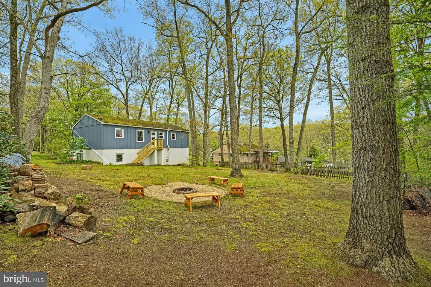 2107 N Oak Lane photo 29