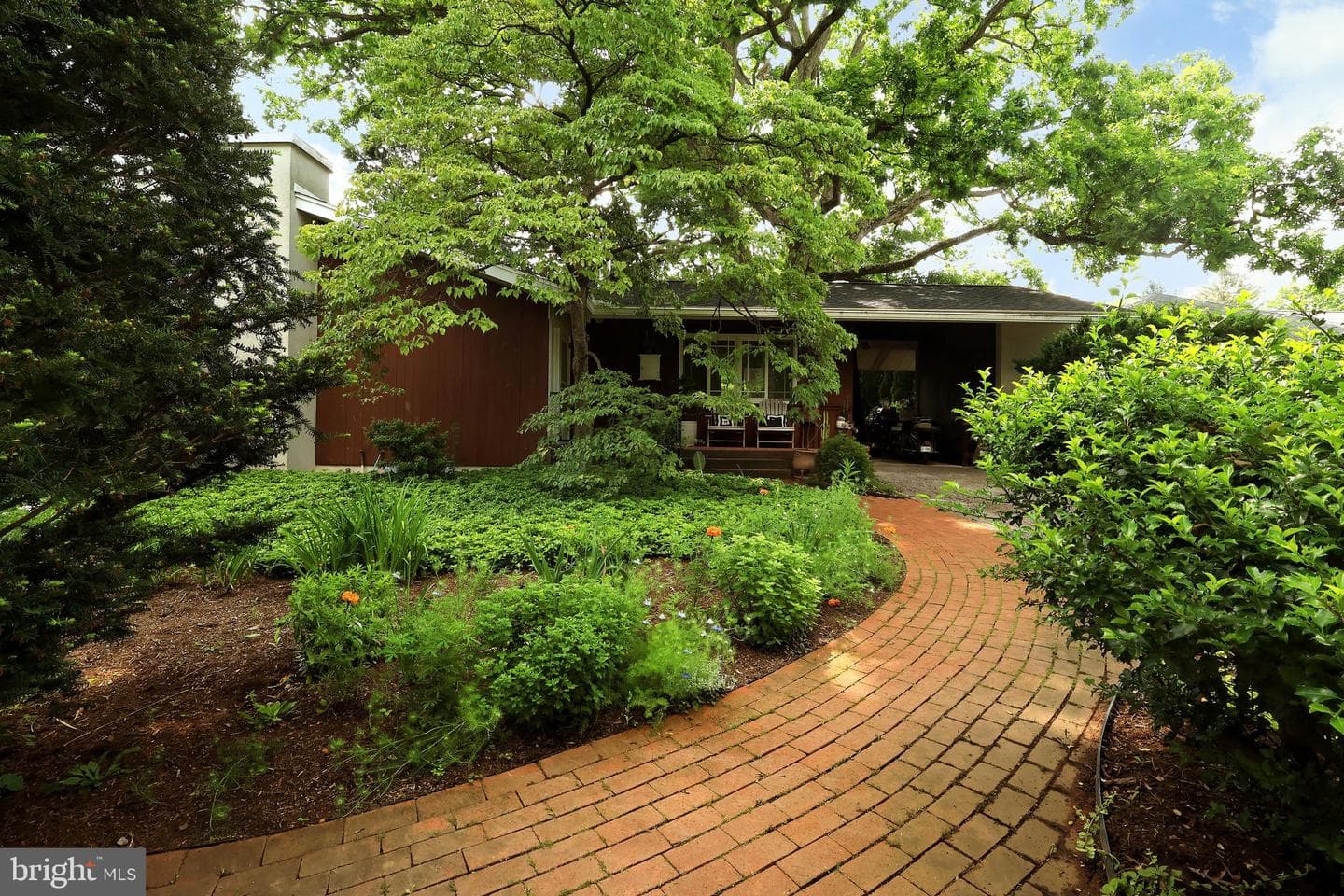 284 E Mccormick Avenue, State College