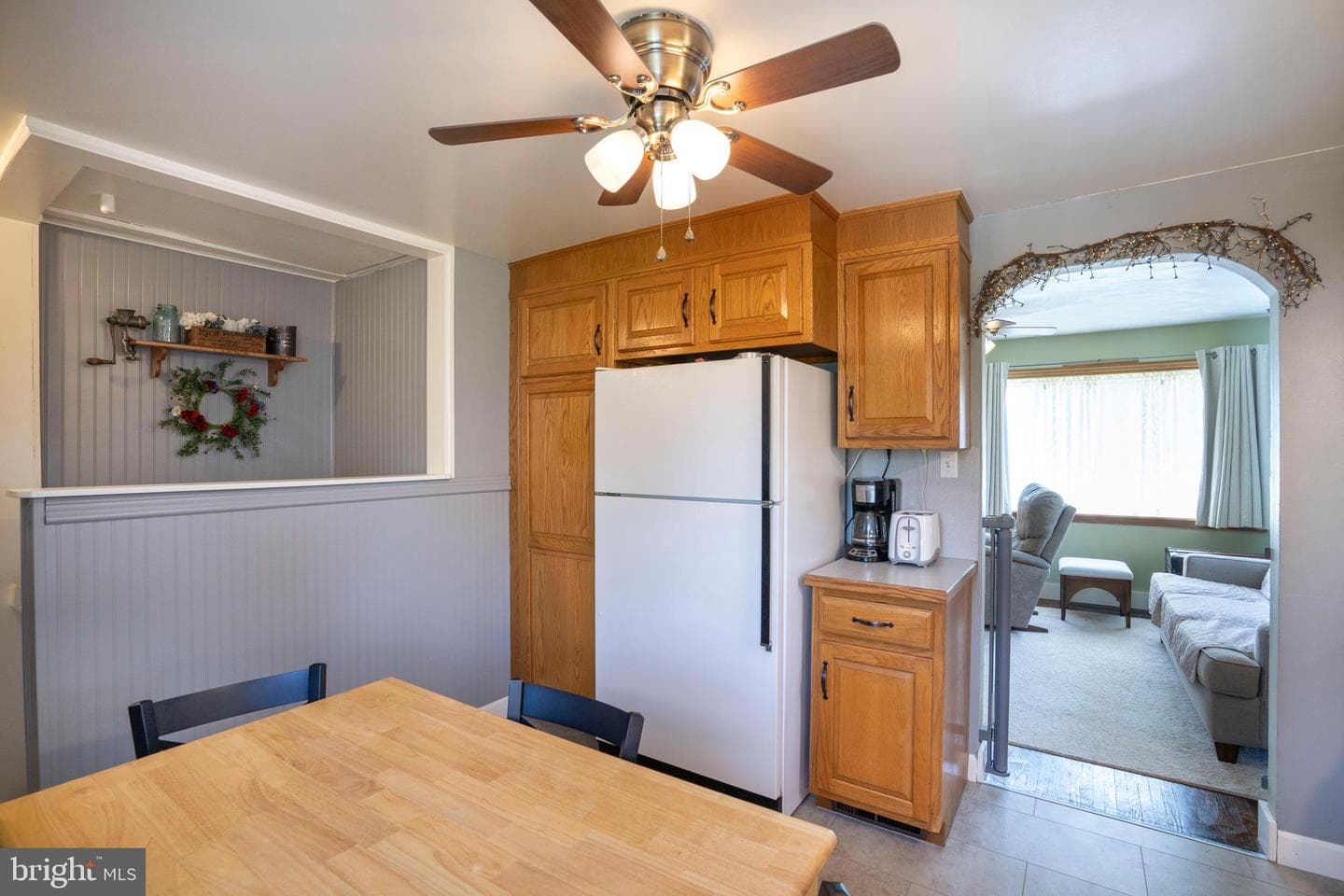 763 E Howard Street photo 12