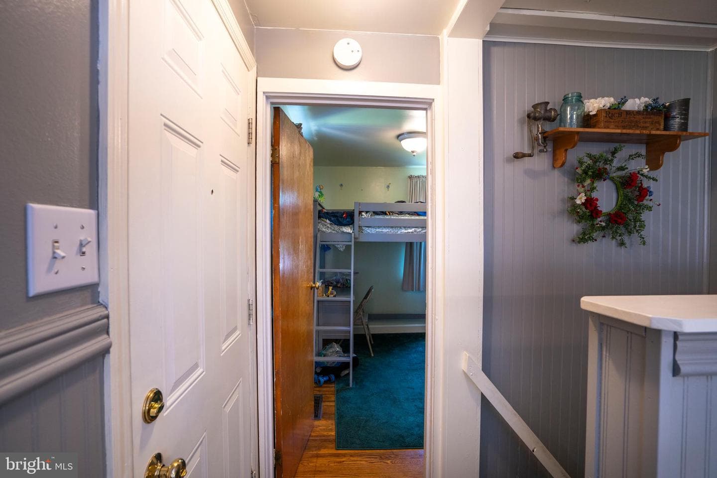 763 E Howard Street photo 15