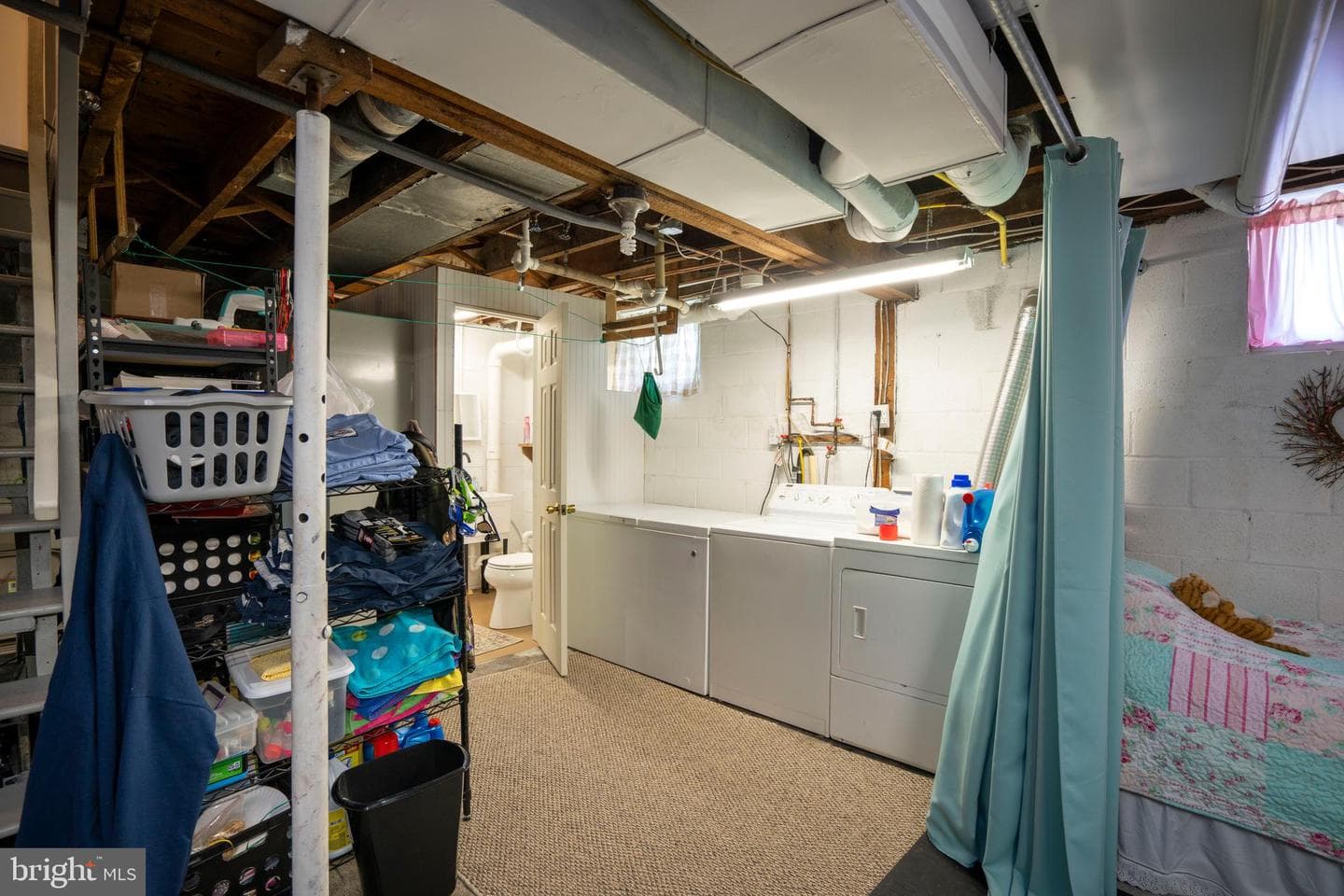 763 E Howard Street photo 20