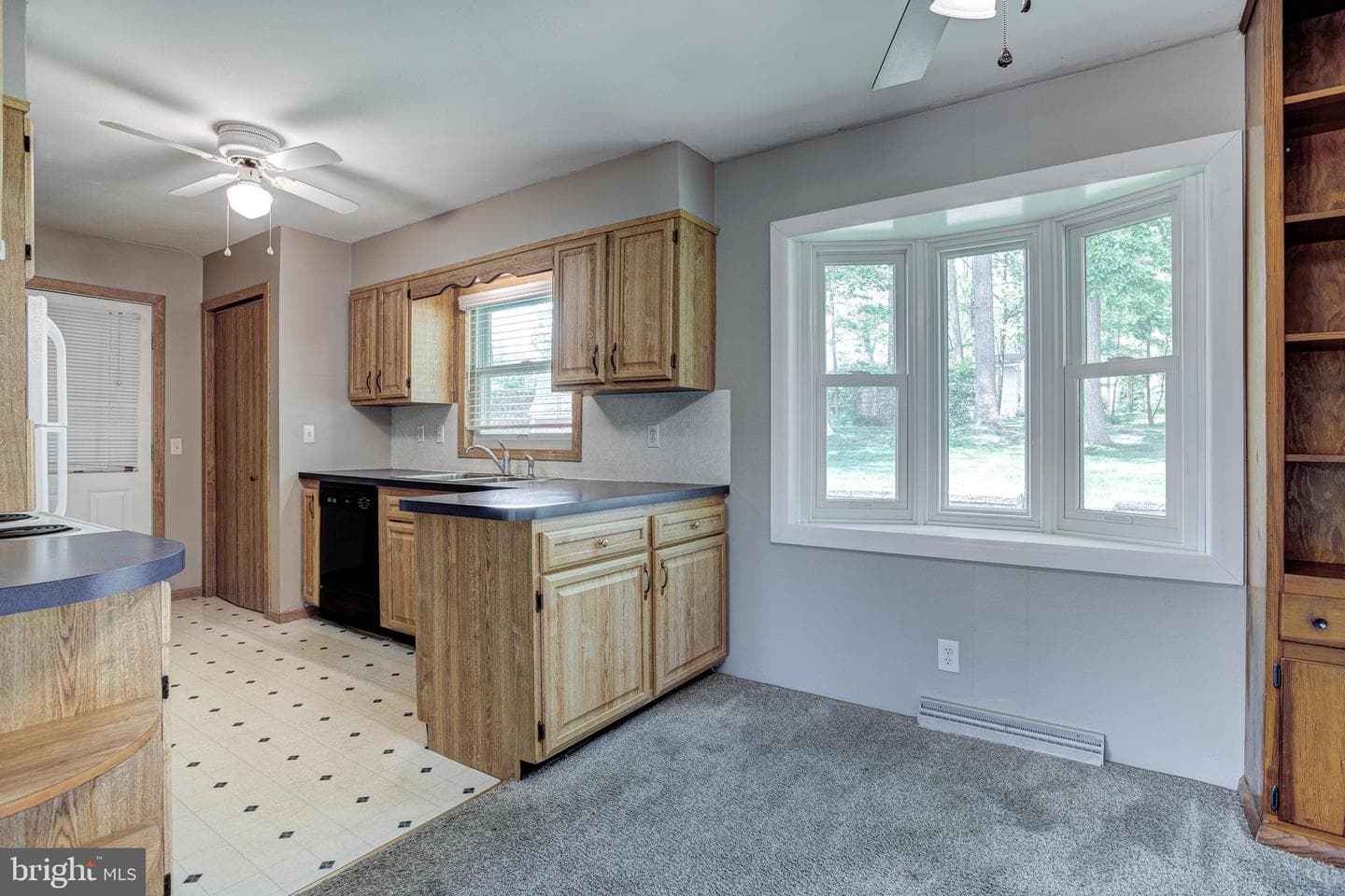 153 W Clearview Avenue photo 10