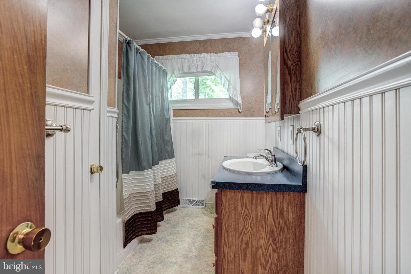 153 W Clearview Avenue photo 12
