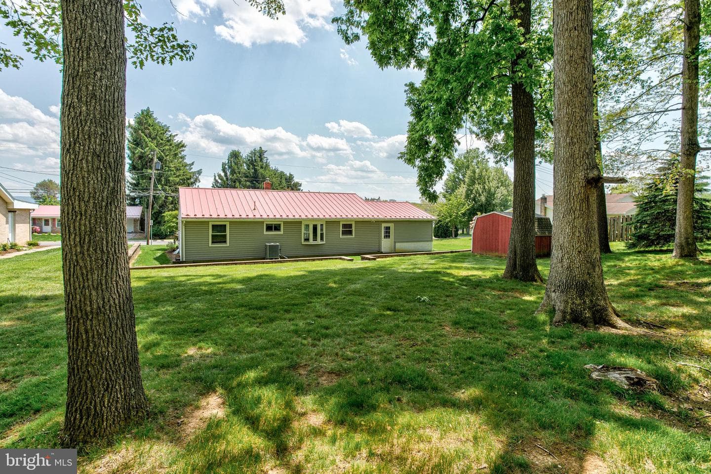 153 W Clearview Avenue photo 29