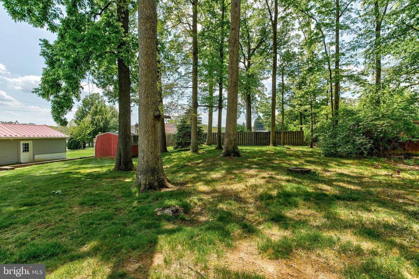 153 W Clearview Avenue photo 30