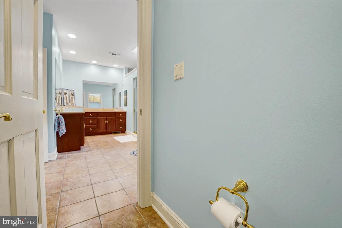 251 Montauk Circle photo 38