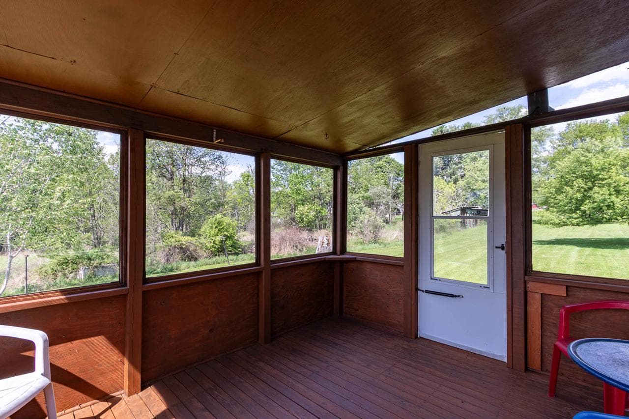 203 Gorton Road photo 32