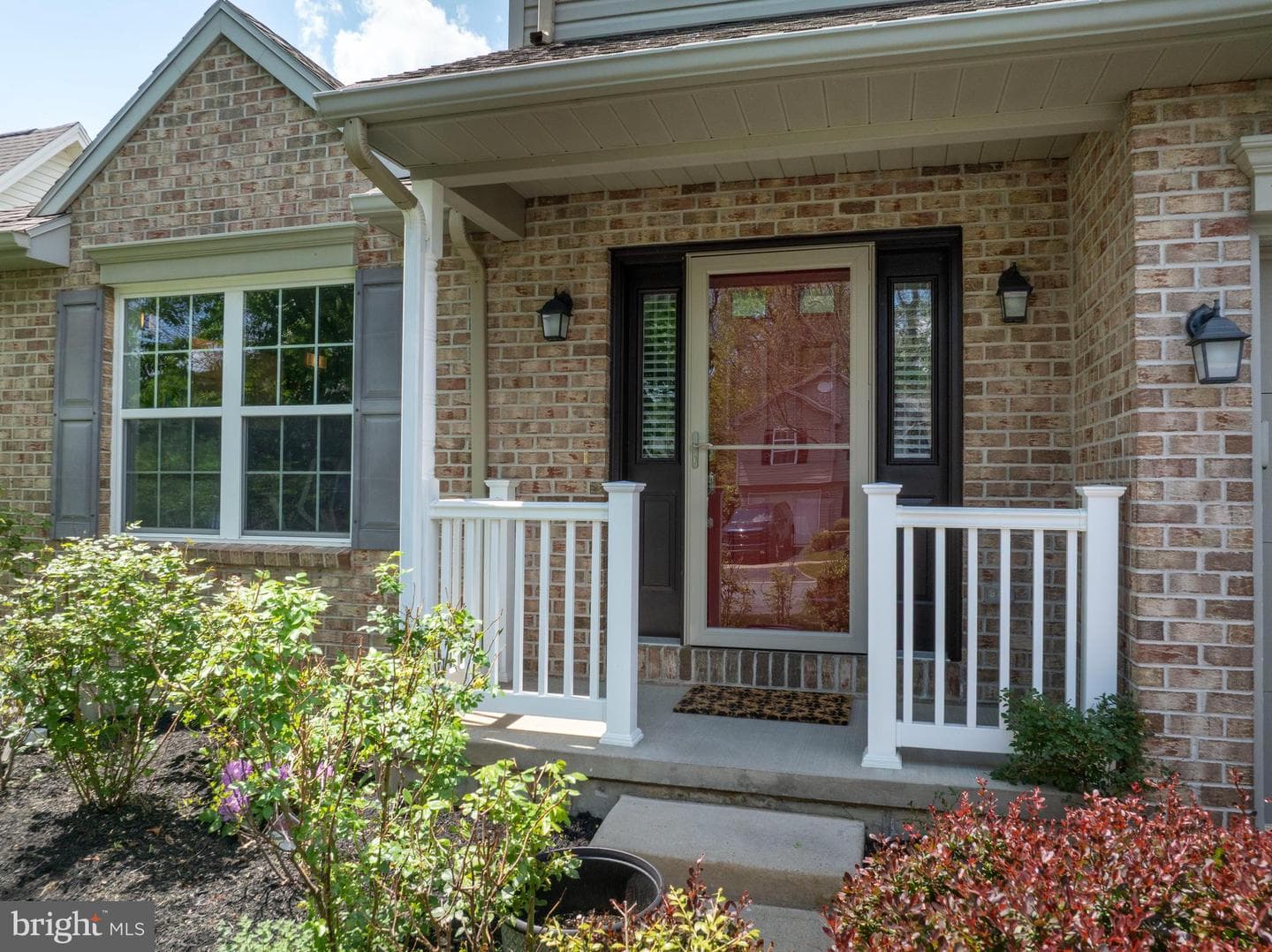 2309 Falconpointe Drive photo 12