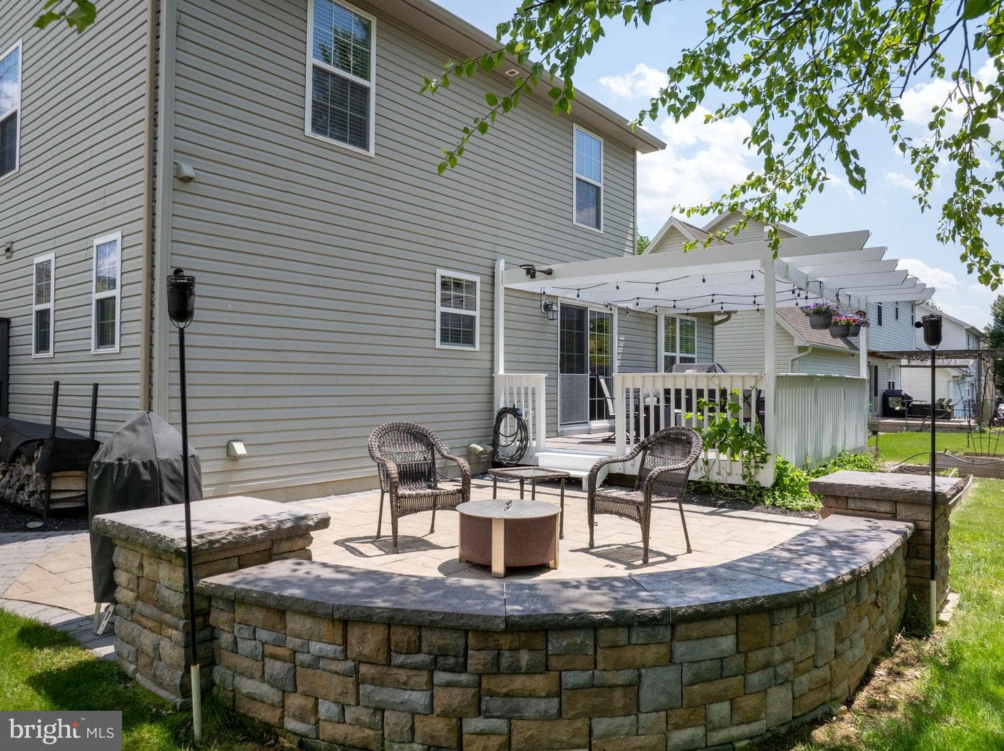 2309 Falconpointe Drive photo 5