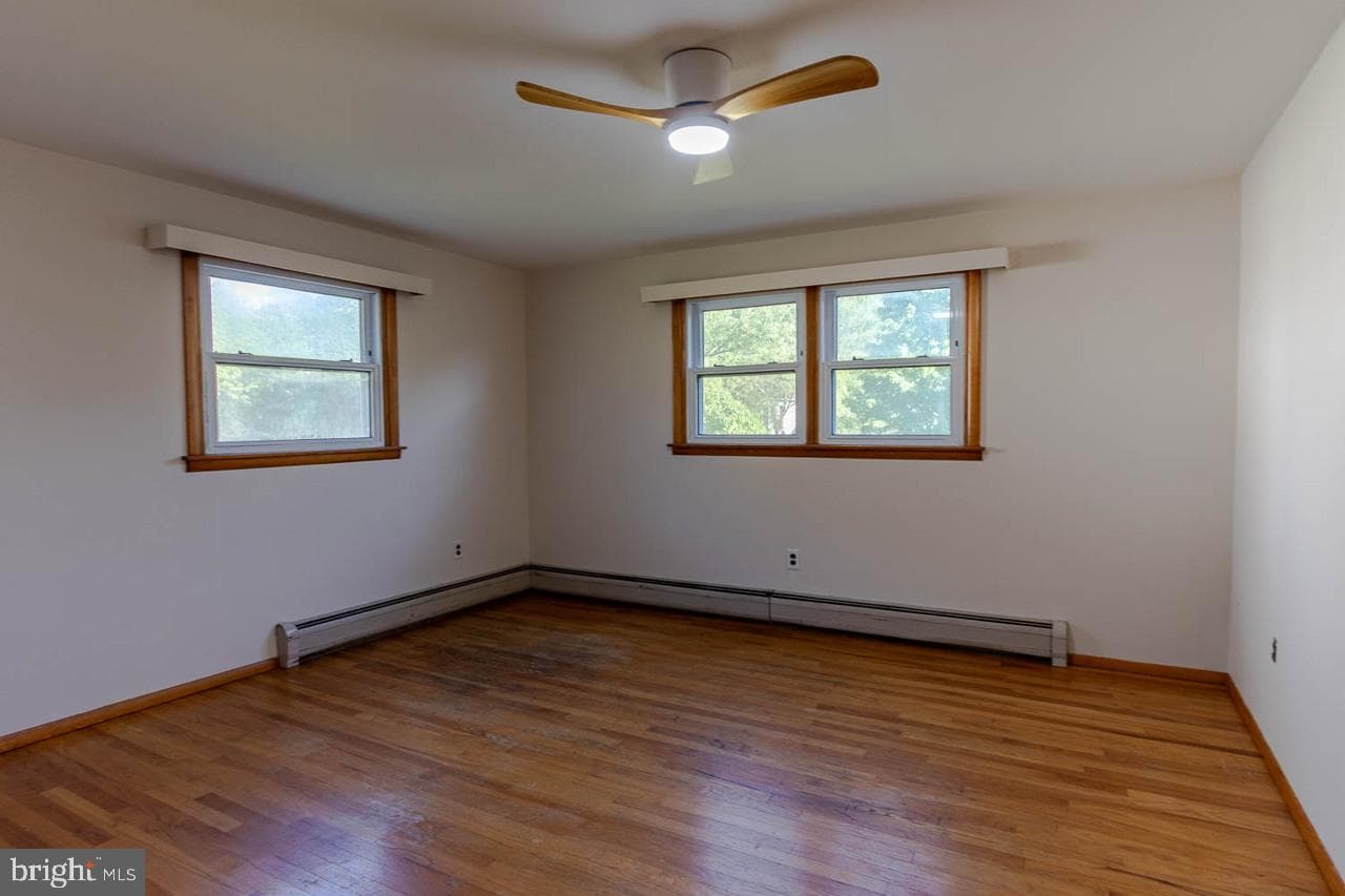 219 Lee Avenue photo 20