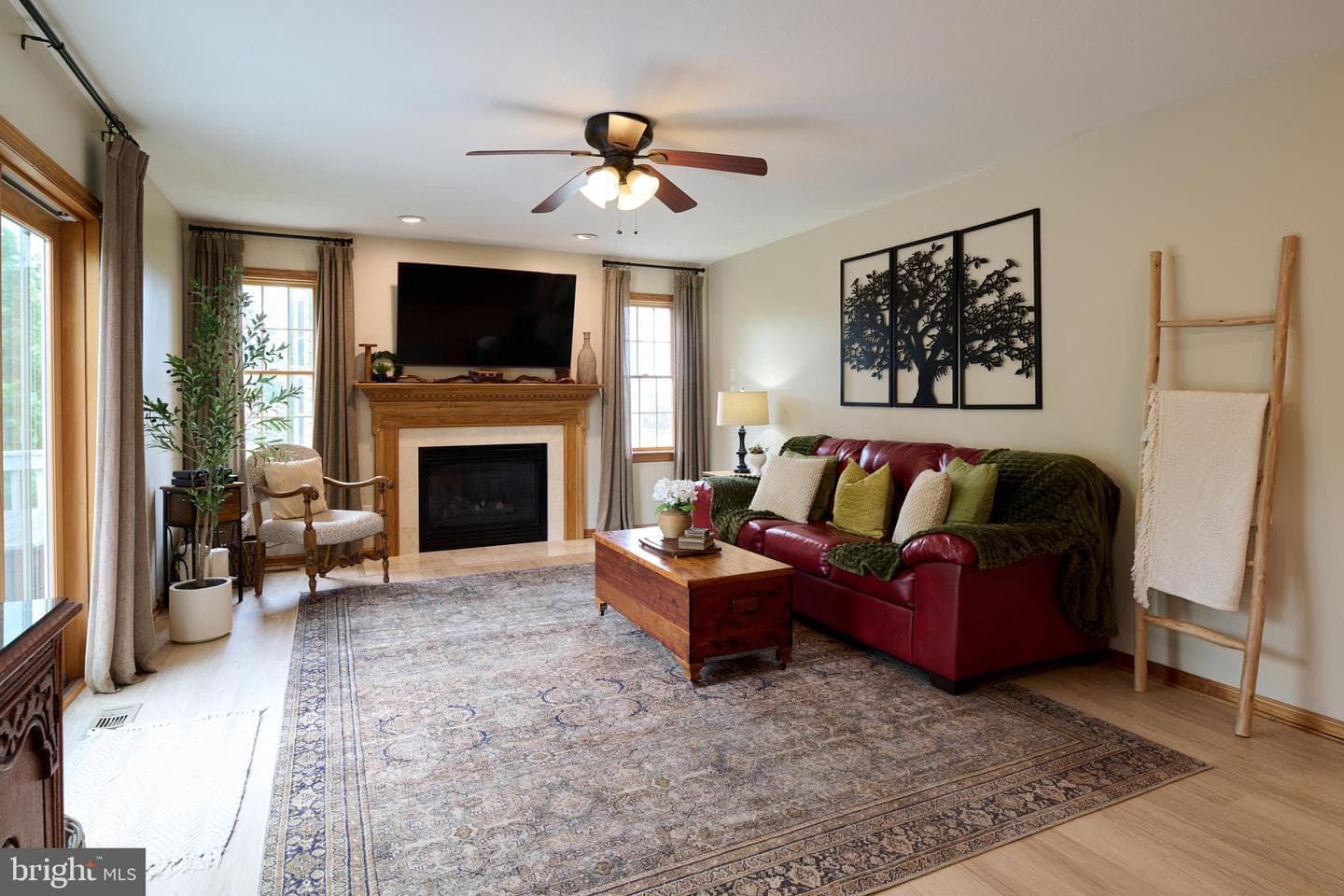 90 Darrich Court photo 15