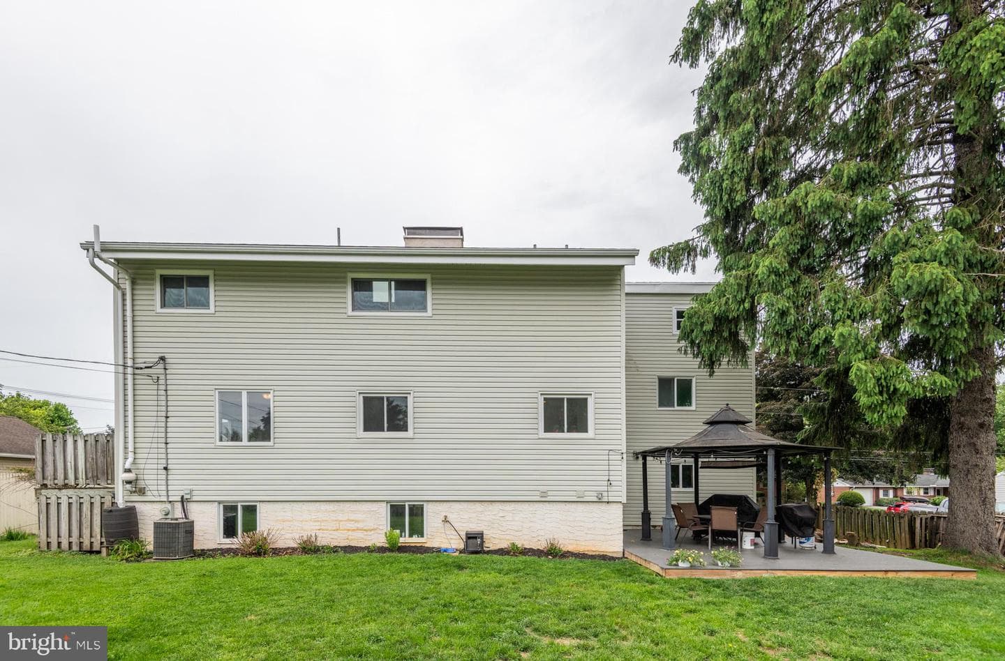 247 Mcbath Street photo 10