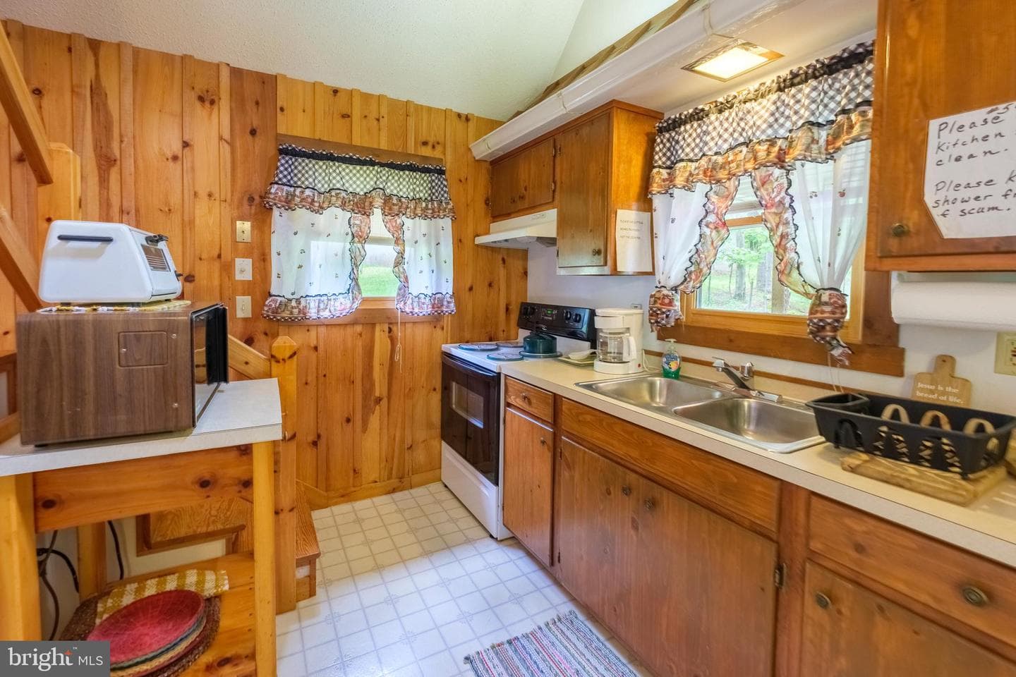 853 Fairview Road photo 86