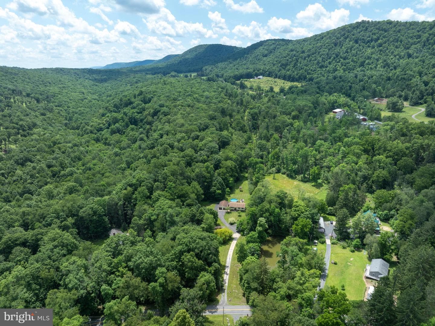 1425 Steele Hollow Road photo 59