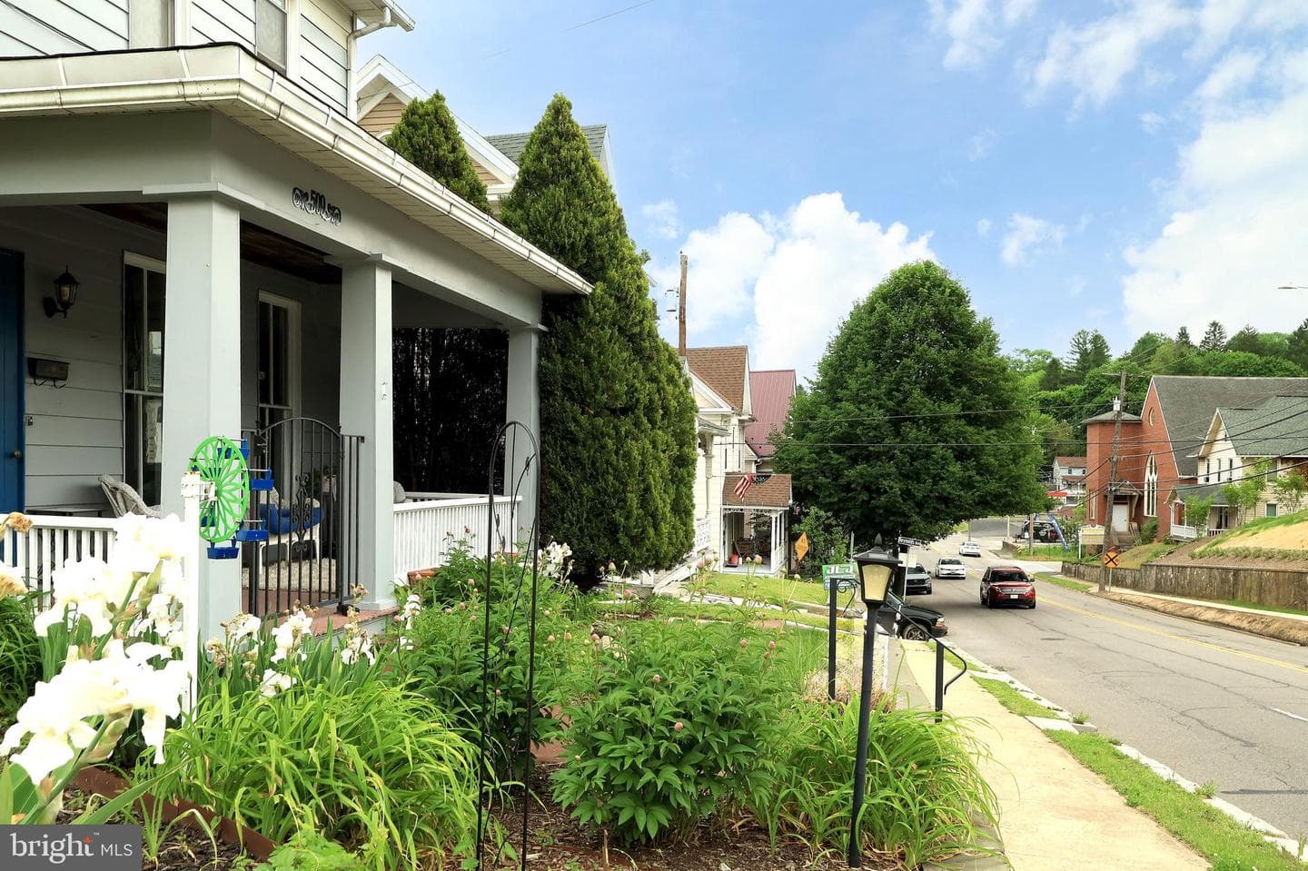 509 Willowbank Street photo 3