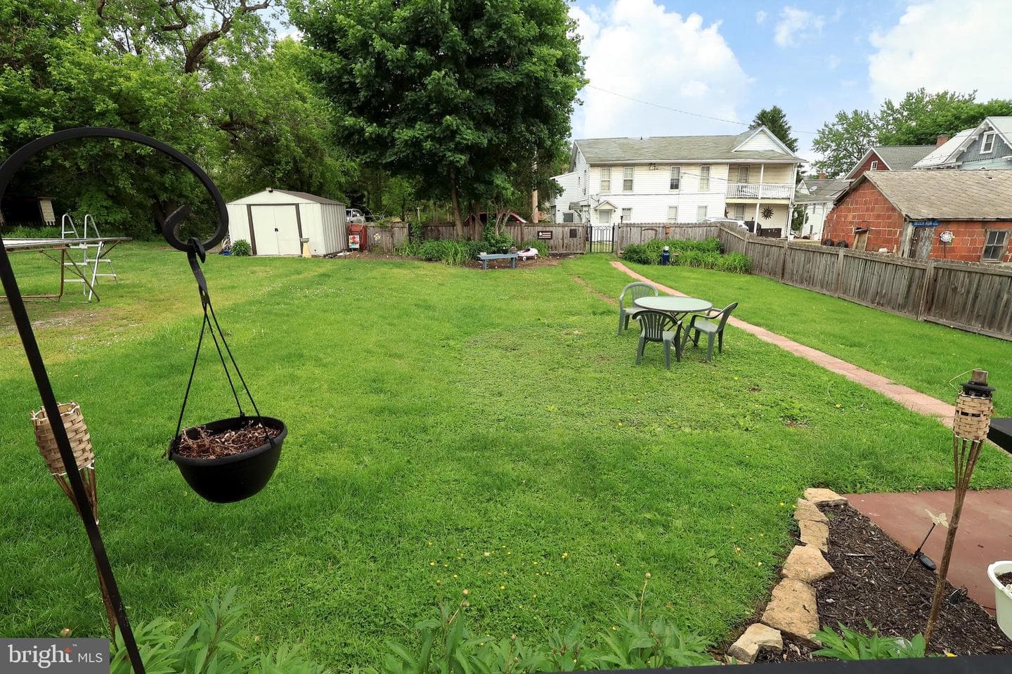 509 Willowbank Street photo 44