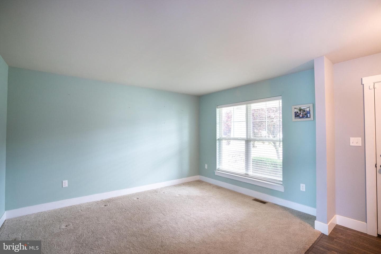 264 Amberleigh Lane photo 4