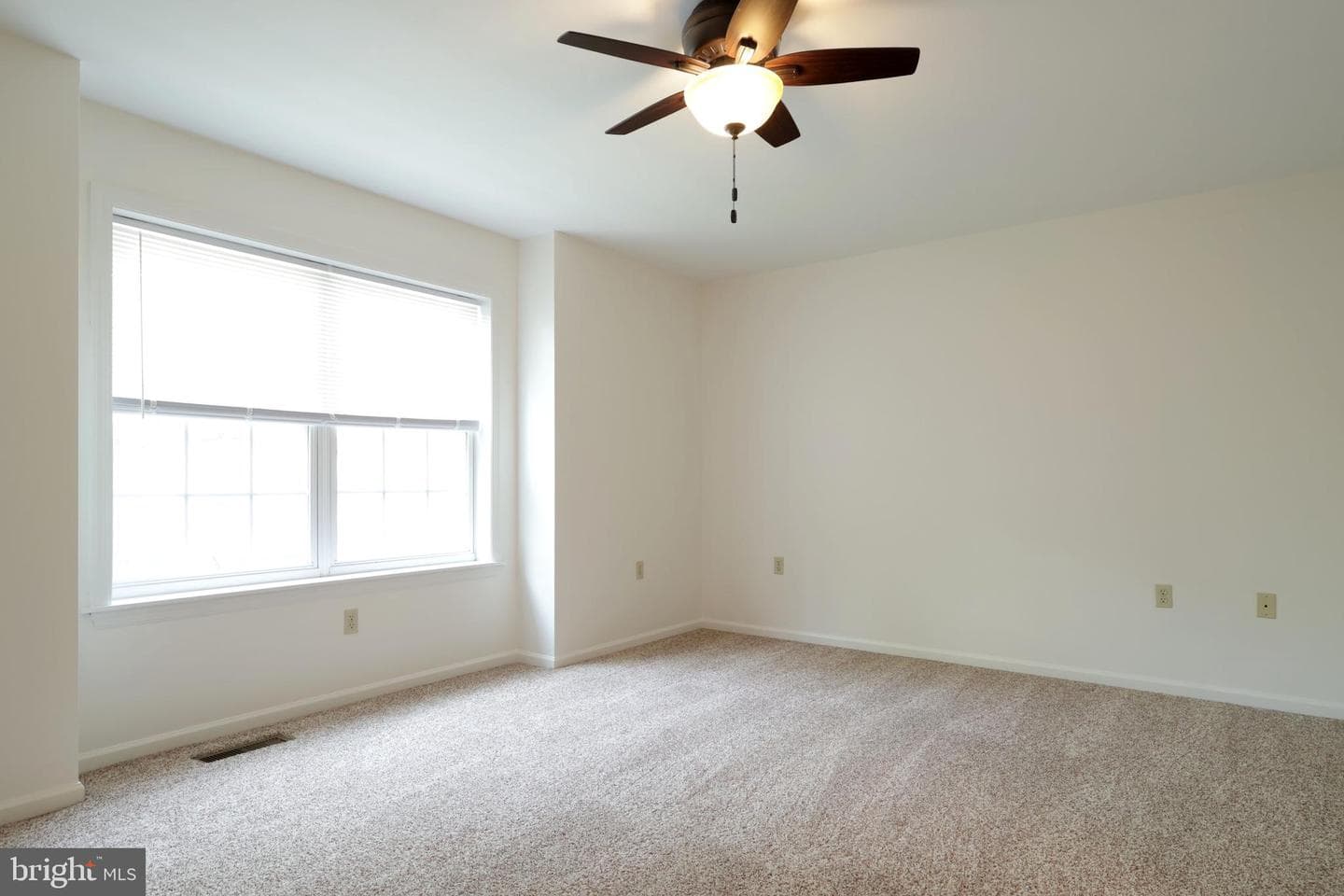 136 Kenley Court photo 27