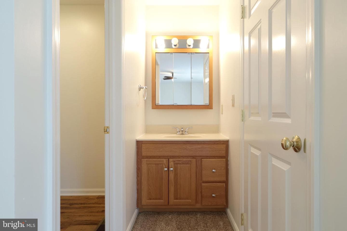 136 Kenley Court photo 29