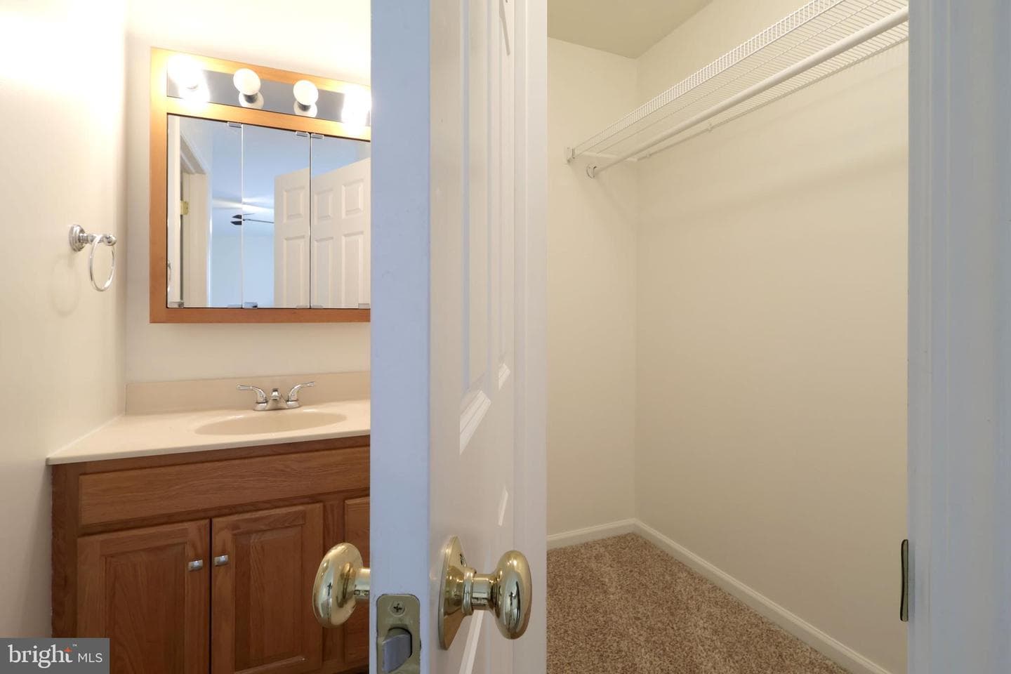 136 Kenley Court photo 31