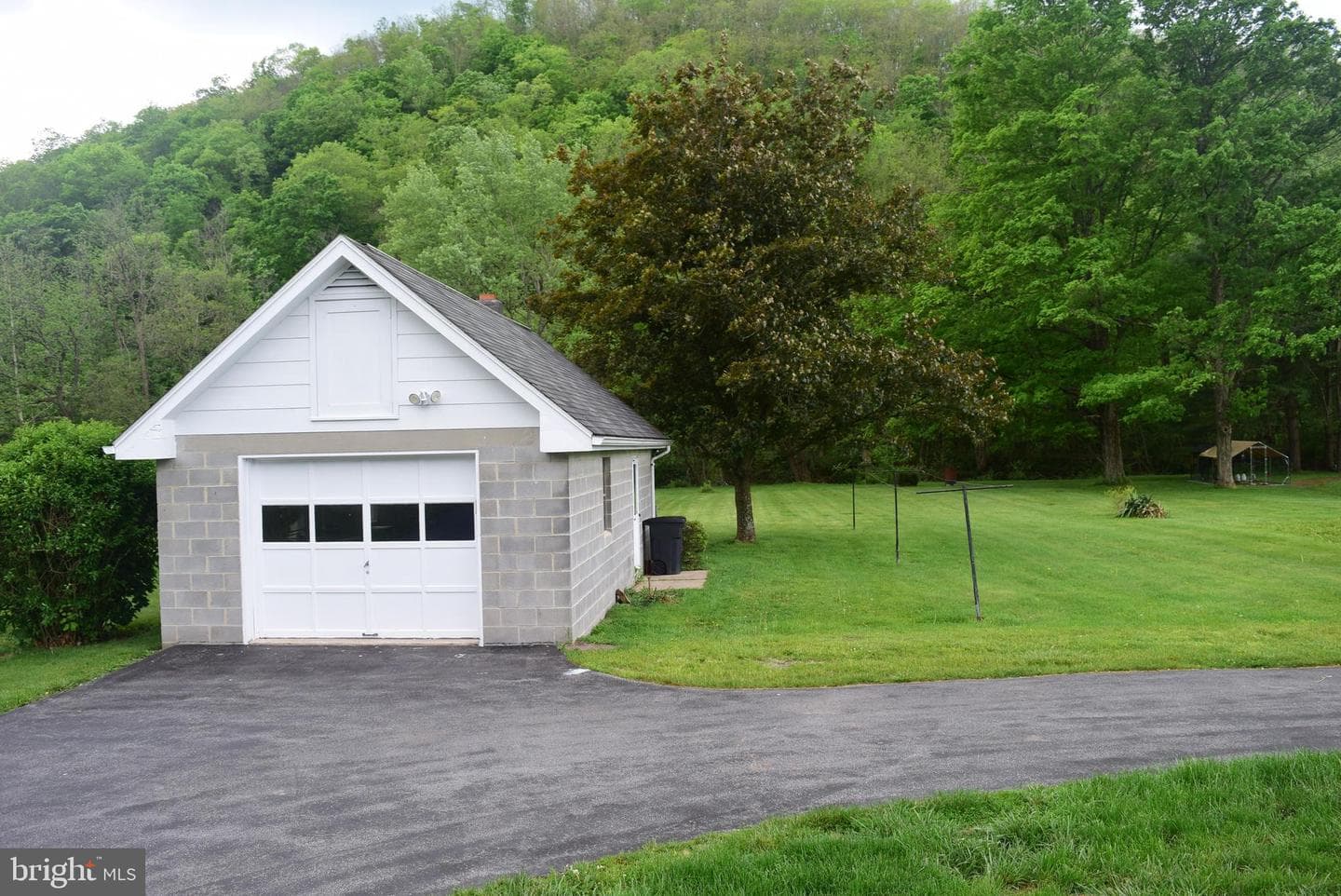 930 Runville Road photo 37