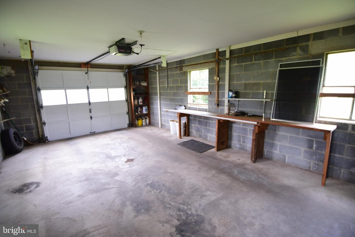 930 Runville Road photo 38
