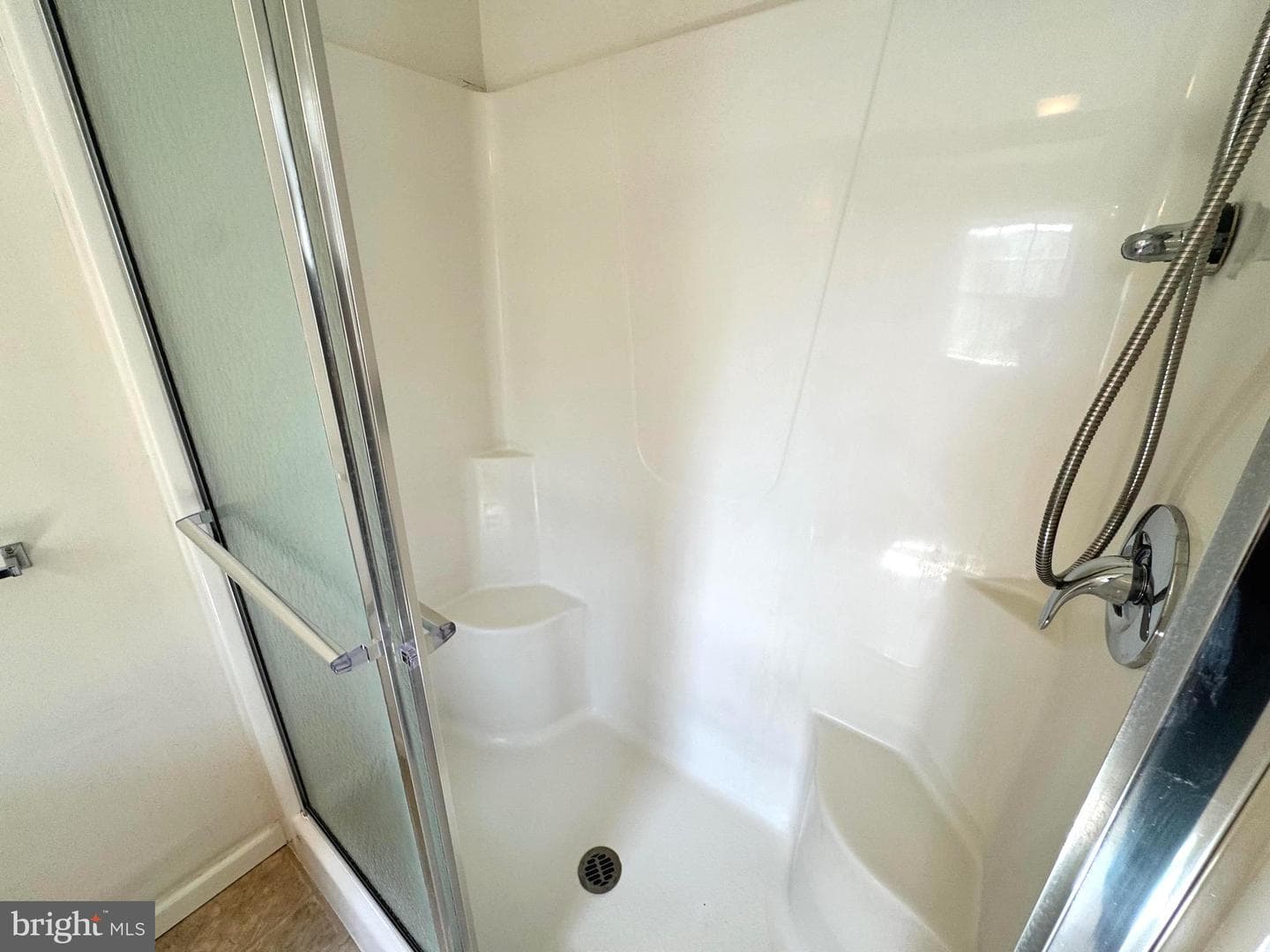 328 Hickory Street photo 34